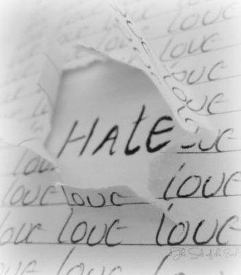 любовта се превръща в омраза
