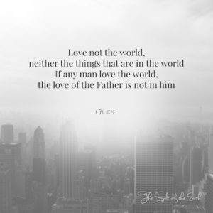 любити не світ
