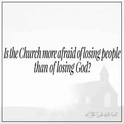 Церковная и титульная статья - это церковь, более боясь потерять людей, чем потерять Бога